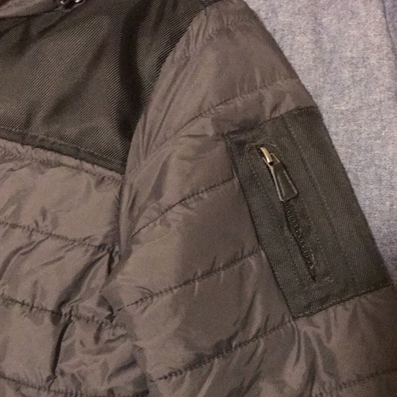 Boys large nylon shell jacket - Picture 2 of 3